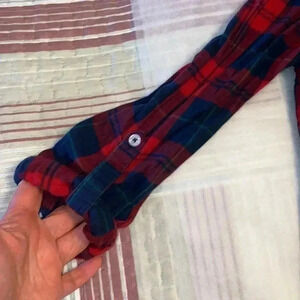 Plaid style 100% cotton shirt 👚 perfect for leggings for a spring &summer  time